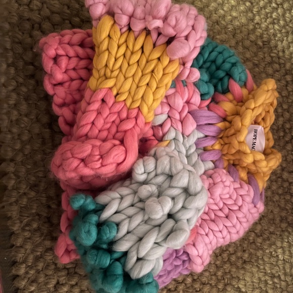 Hope Macaulay Sweater - Picture 2 of 2